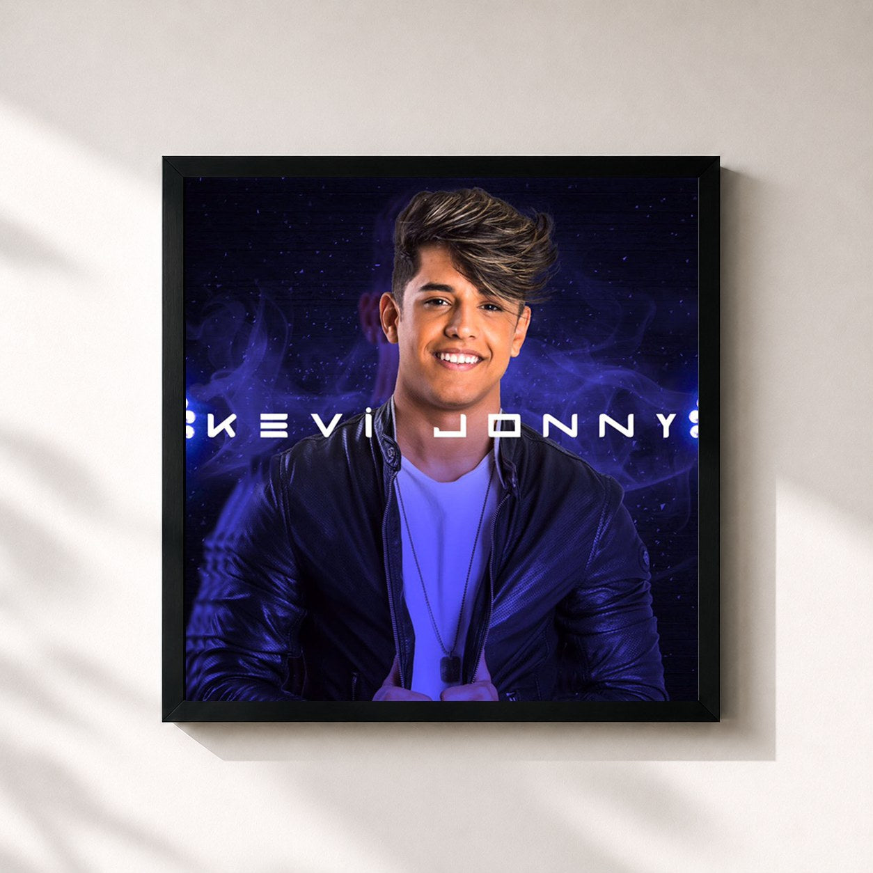 #noir Tableau carré de l'album Kevi Jonny de Kevi Jonny, cadre noir 32x32 cm