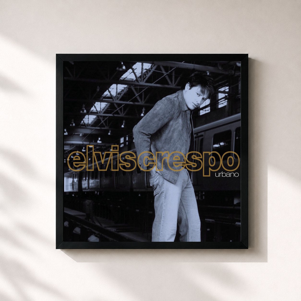 #noir Tableau carré de l'album Urbano de Elvis Crespo, cadre noir 32x32 cm