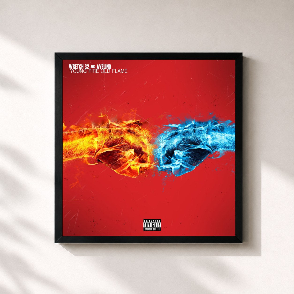 #noir Tableau carré de l'album Young Fire, Old Flame de Wretch 32, cadre noir 32x32 cm