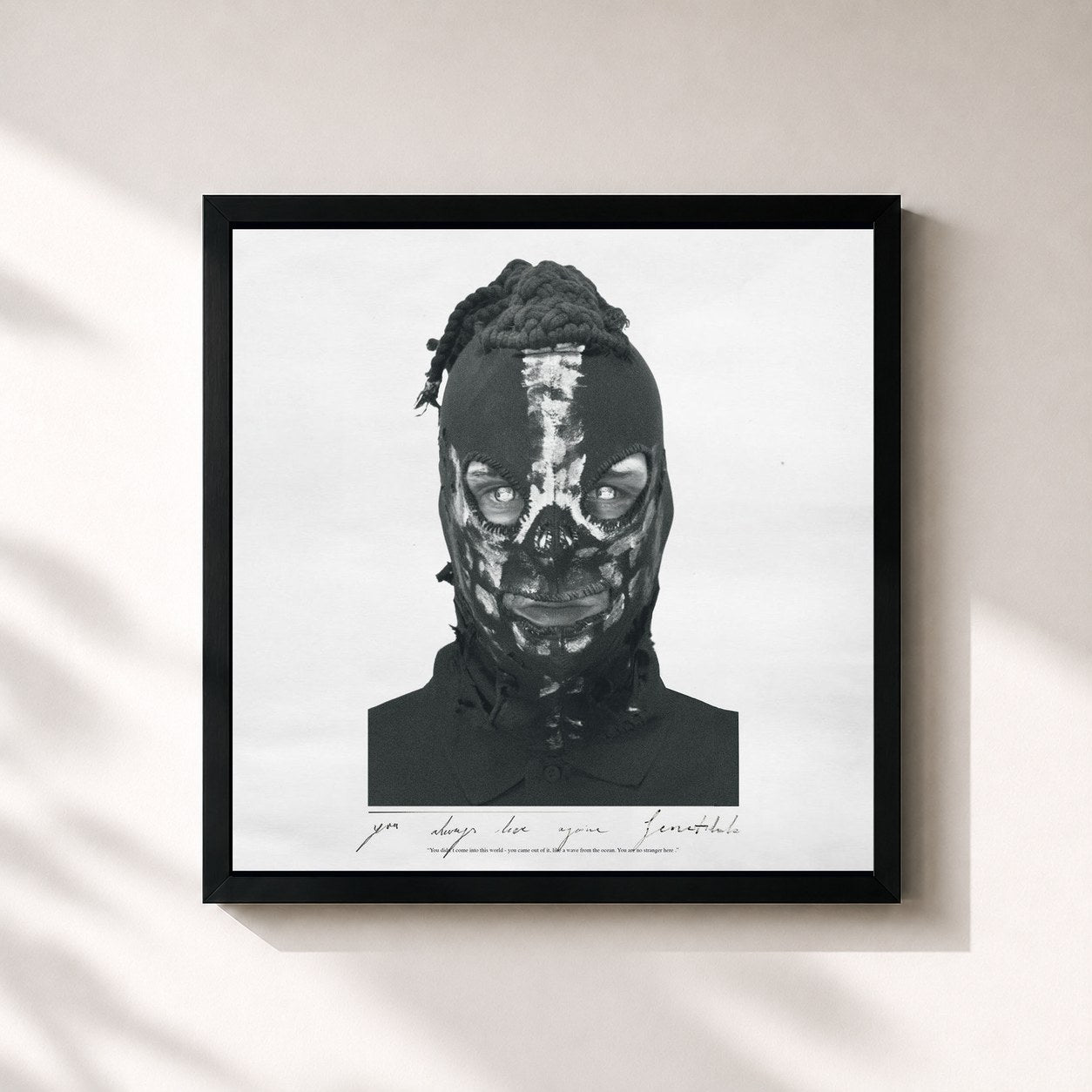 #noir Tableau carré de l'album Y.A.L.A de Genetikk, cadre noir 32x32 cm