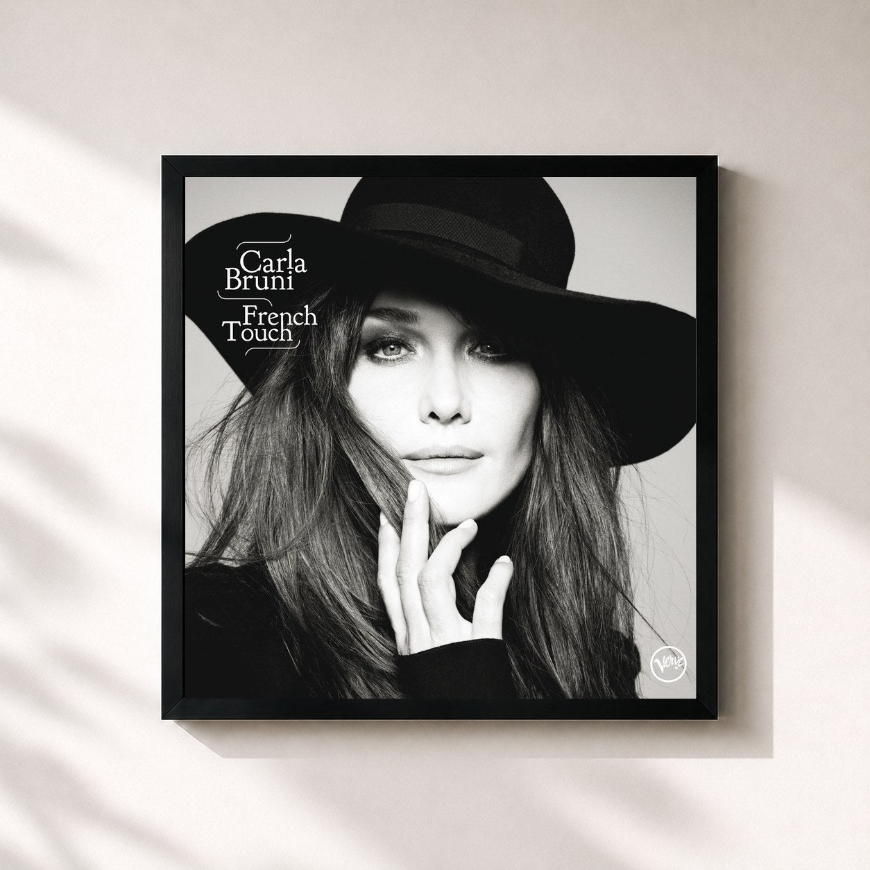 #noir Tableau carré de l'album French Touch de Carla Bruni, cadre noir 32x32 cm