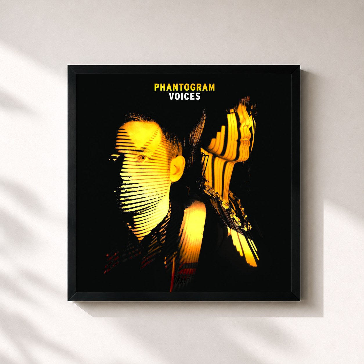 #noir Tableau carré de l'album Voices (Expanded Edition) de PHANTOGRAM, cadre noir 32x32 cm