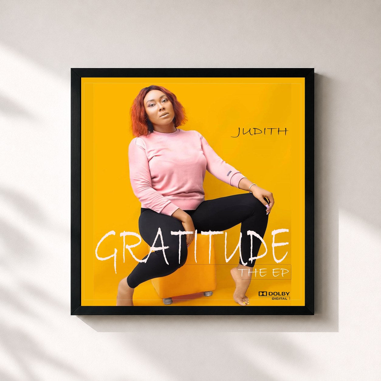 #noir Tableau carré de l'album Gratitude de Judith, cadre noir 32x32 cm