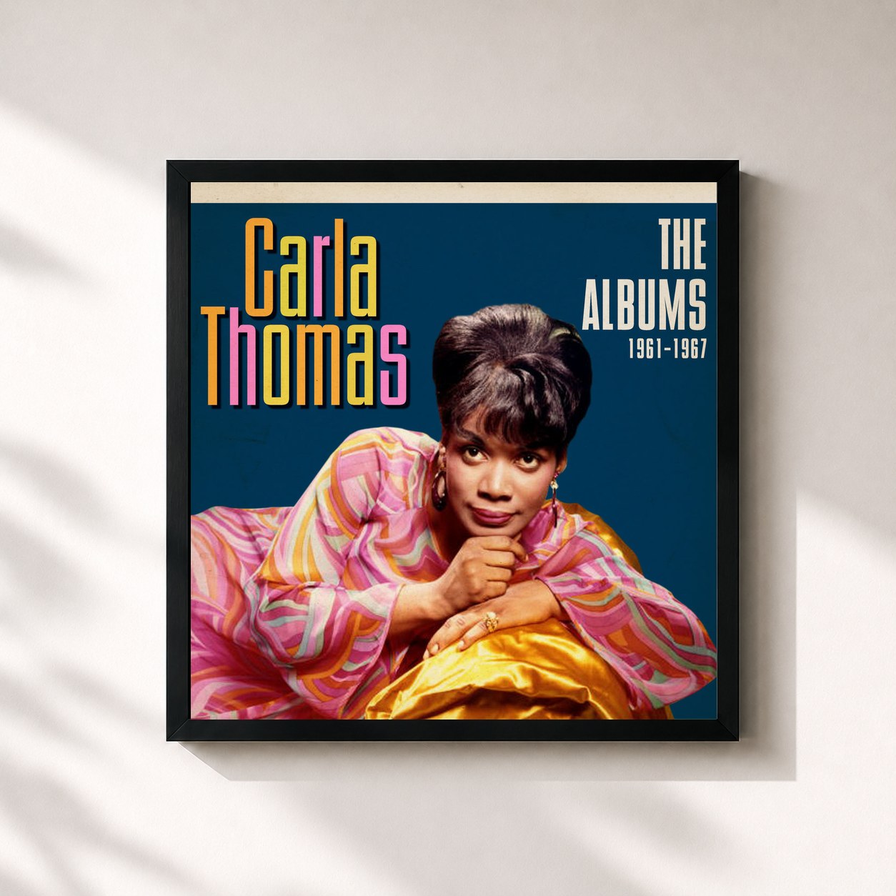 #noir Tableau carré de l'album The Albums 1961-1967 de Carla Thomas, cadre noir 32x32 cm