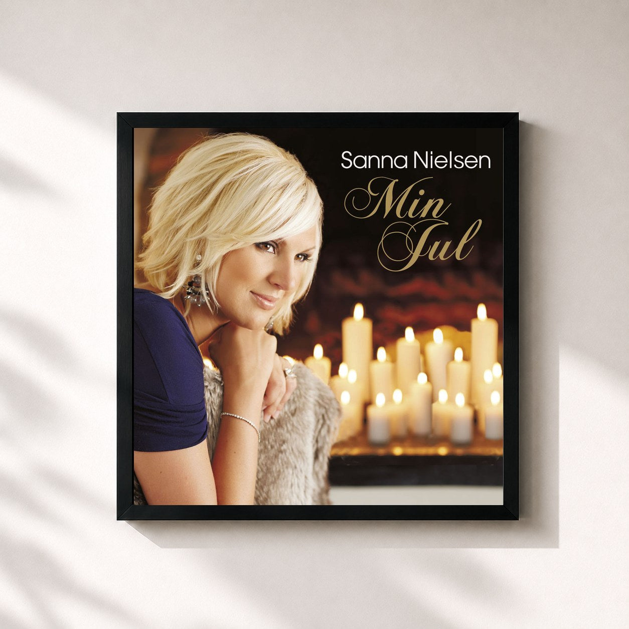 #noir Tableau carré de l'album Min jul de Sanna Nielsen, cadre noir 32x32 cm