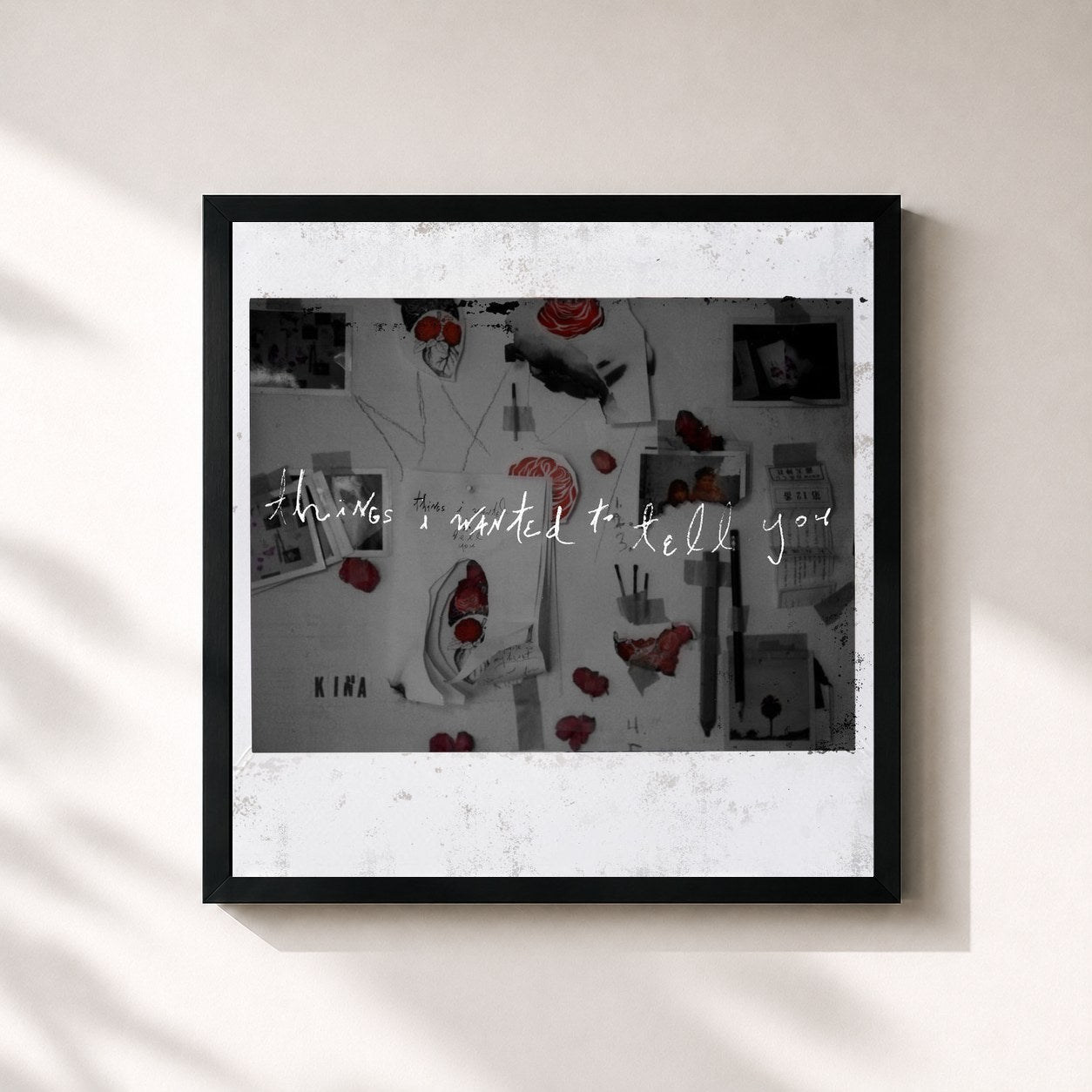 #noir Tableau carré de l'album Things I Wanted To Tell You de Kina, cadre noir 32x32 cm