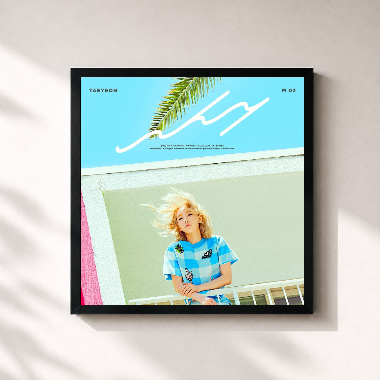 #noir Tableau carré de l'album Why - The 2nd Mini Album de TAEYEON, cadre noir 32x32 cm