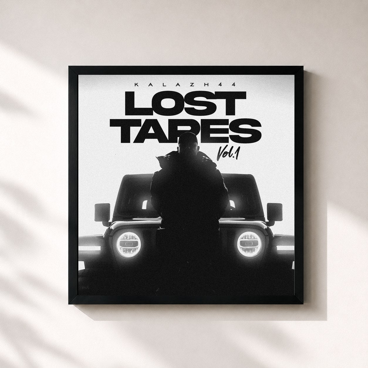 #noir Tableau carré de l'album Lost Tapes, Vol. 1 de Kalazh44, cadre noir 32x32 cm