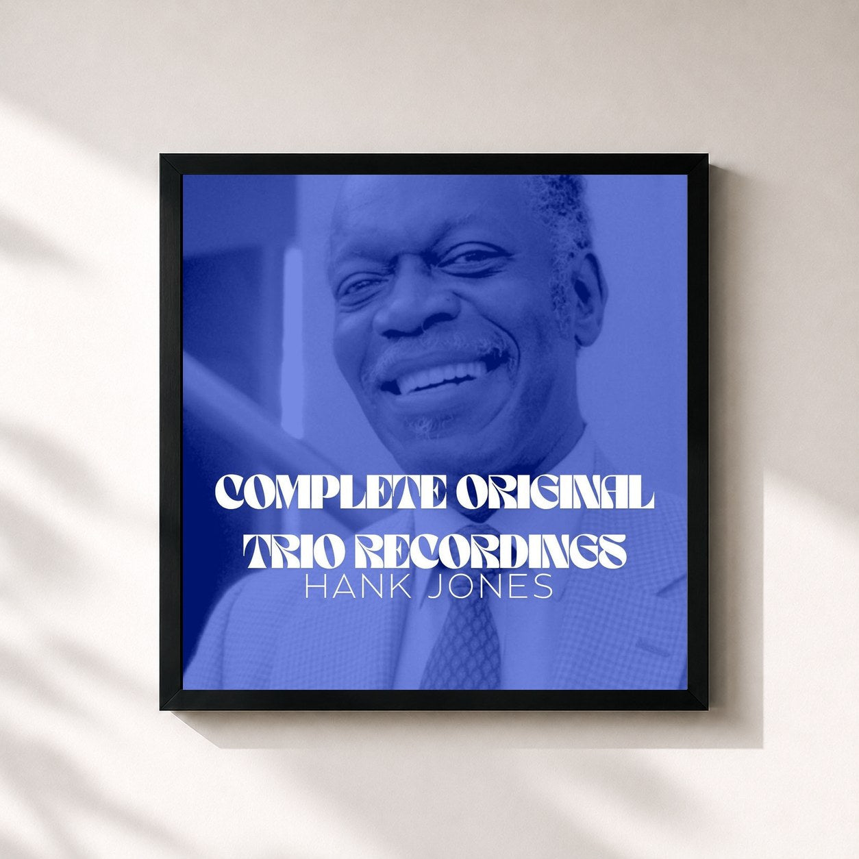 #noir Tableau carré de l'album Complete Original Trio Recordings de Hank Jones, cadre noir 32x32 cm