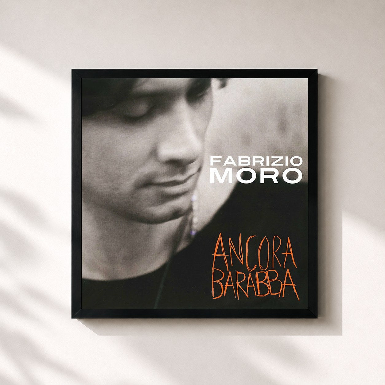 #noir Tableau carré de l'album Ancora barabba de Fabrizio Moro, cadre noir 32x32 cm