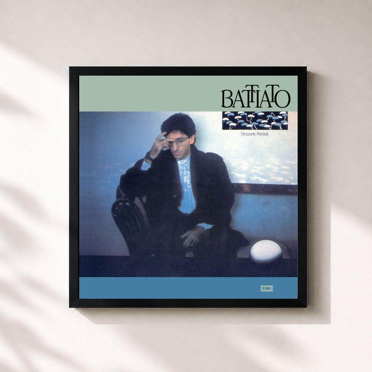 #noir Tableau carré de l'album Orizzonti Perduti (2008 Remastered Edition) de Franco Battiato, cadre noir 32x32 cm