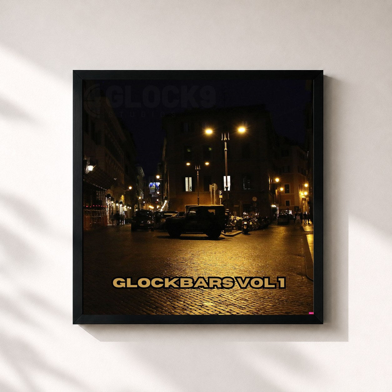 #noir Tableau carré de l'album Glockbars, Vol. 1 de Ramo, cadre noir 32x32 cm