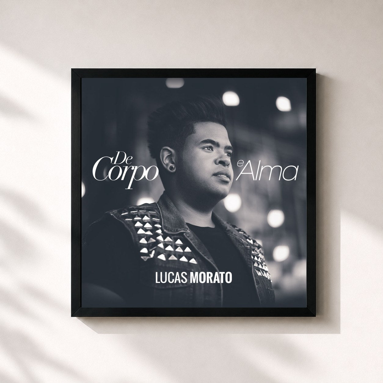 #noir Tableau carré de l'album De Corpo e Alma de Lucas Morato, cadre noir 32x32 cm