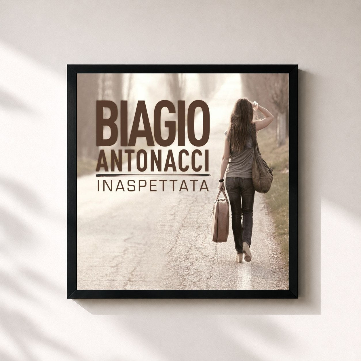 #noir Tableau carré de l'album Inaspettata de Biagio Antonacci, cadre noir 32x32 cm