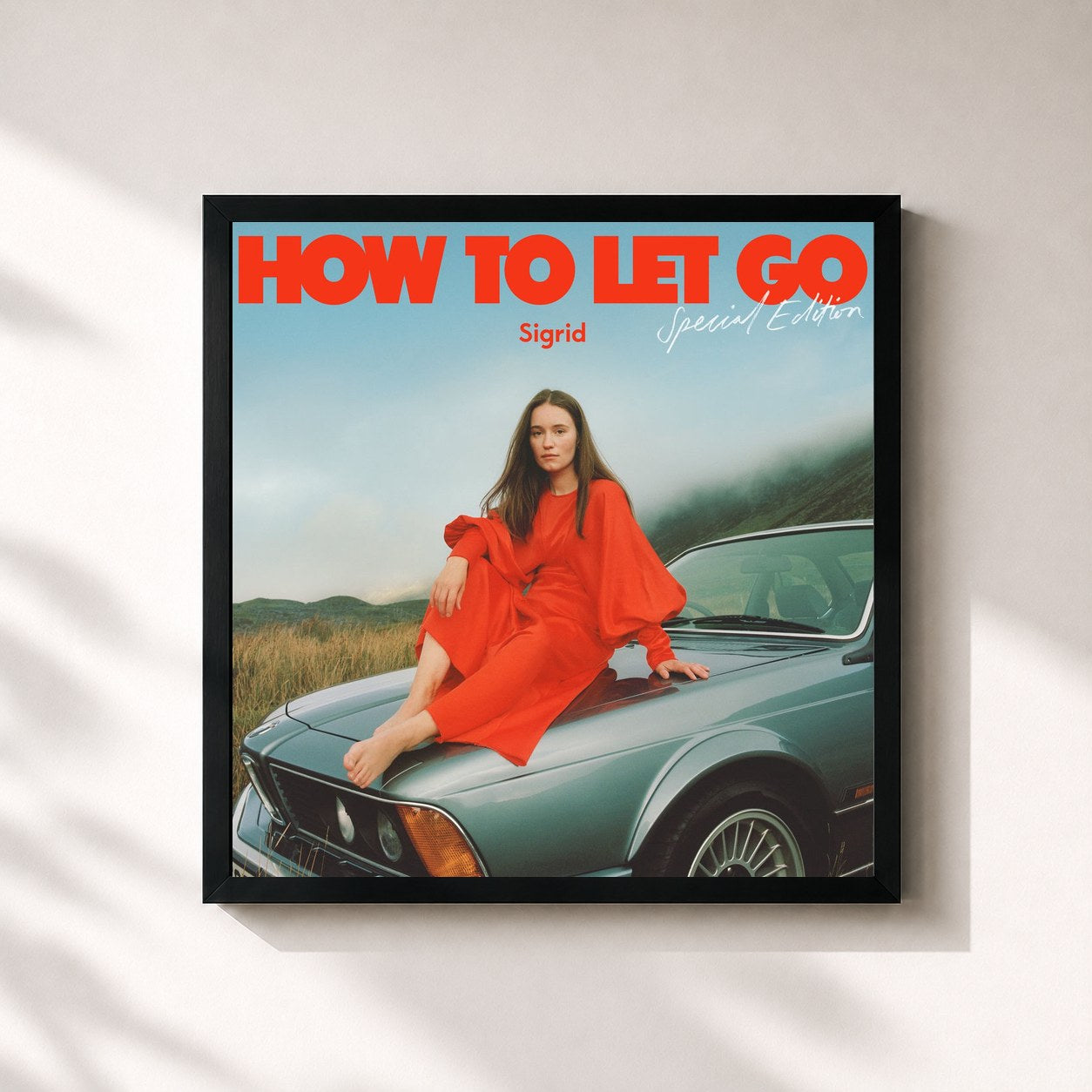 #noir Tableau carré de l'album How To Let Go (Special Edition) de Sigrid, cadre noir 32x32 cm