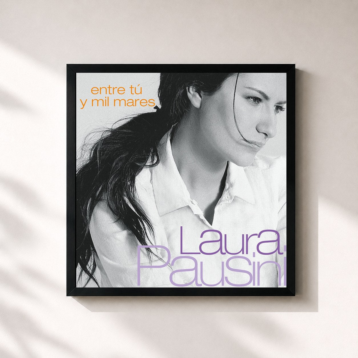 #noir Tableau carré de l'album Entre tú y mil mares de Laura Pausini, cadre noir 32x32 cm