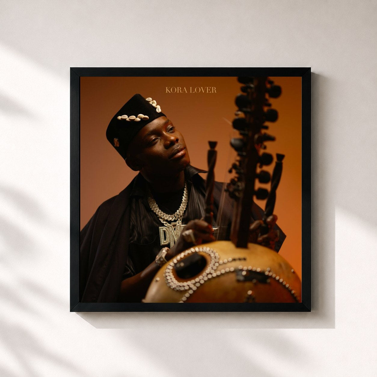 #noir Tableau carré de l'album Kora Lover de Sidiki Diabaté, cadre noir 32x32 cm