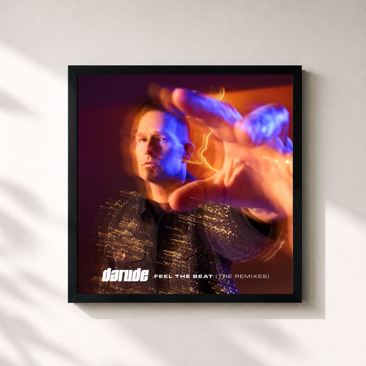 #noir Tableau carré de l'album Feel The Beat (The Remixes) de Darude, cadre noir 32x32 cm