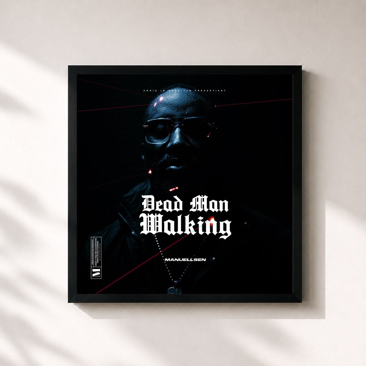 #noir Tableau carré de l'album DEAD MAN WALKING de Manuellsen, cadre noir 32x32 cm
