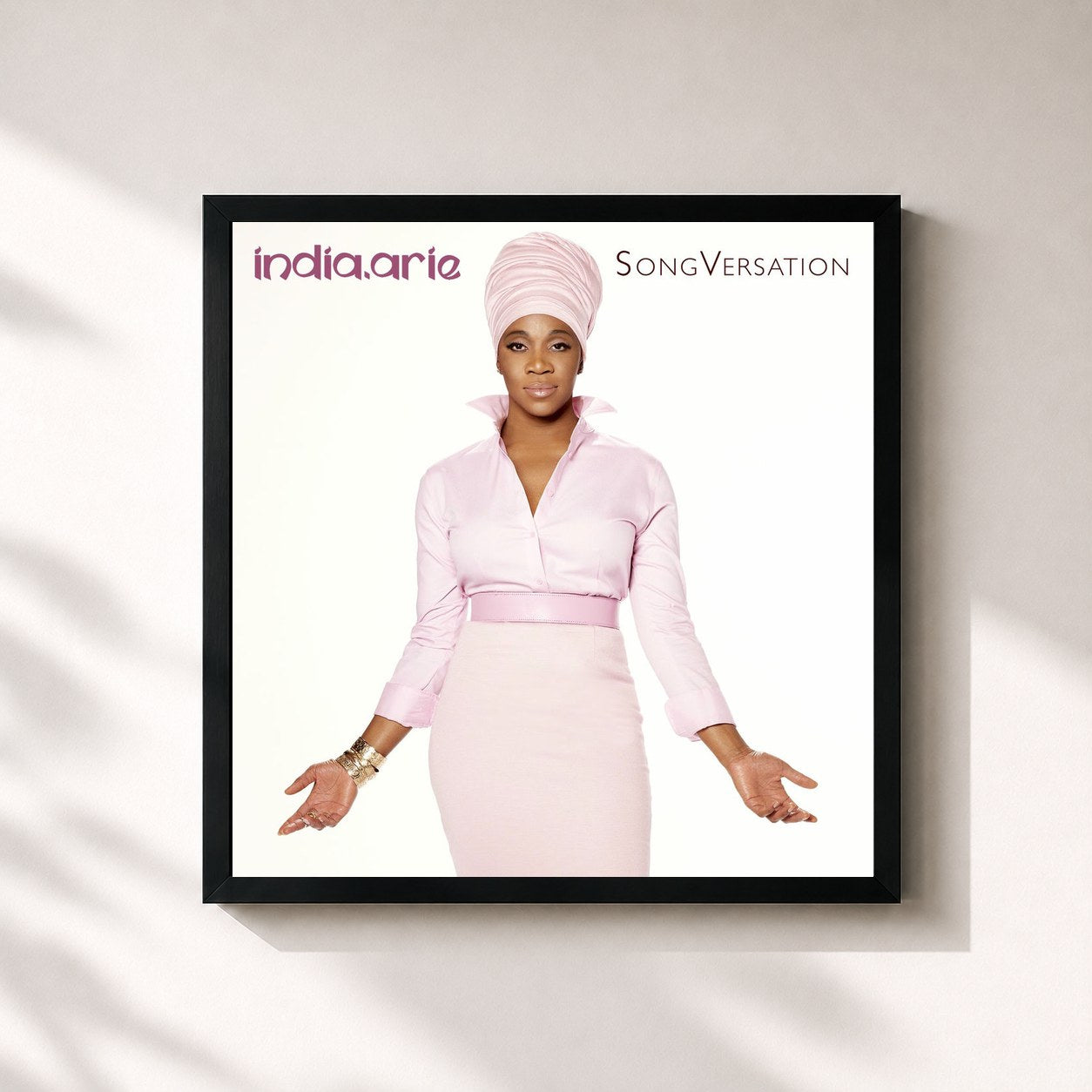 #noir Tableau carré de l'album SongVersation de India.Arie, cadre noir 32x32 cm