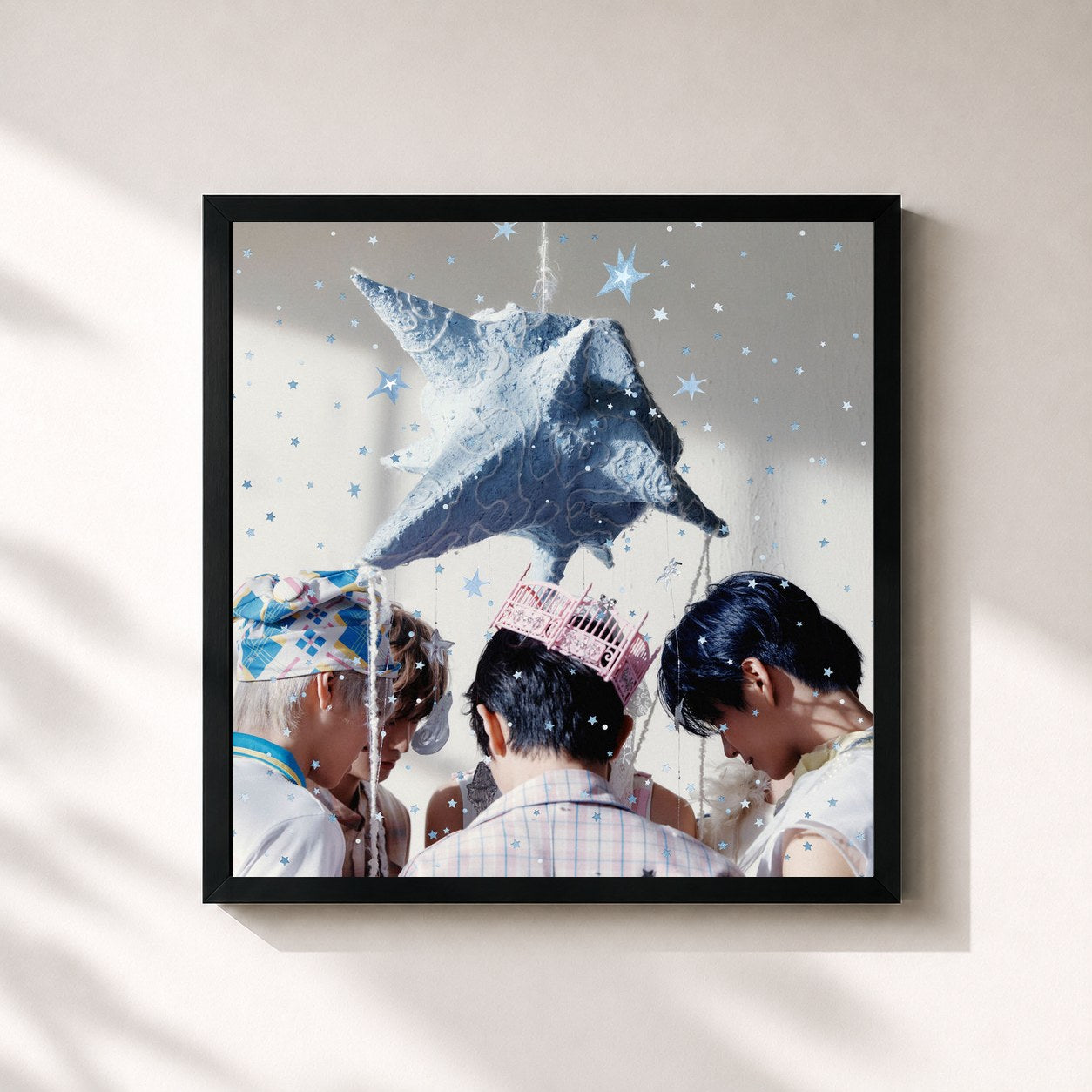 #noir Tableau carré de l'album Ode to Love - The 1st Album de NCT WISH, cadre noir 32x32 cm