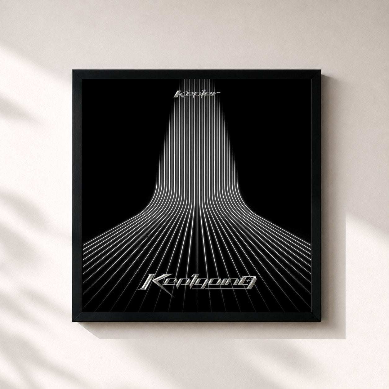 #noir Tableau carré de l'album Kep1going de Kep1er, cadre noir 32x32 cm
