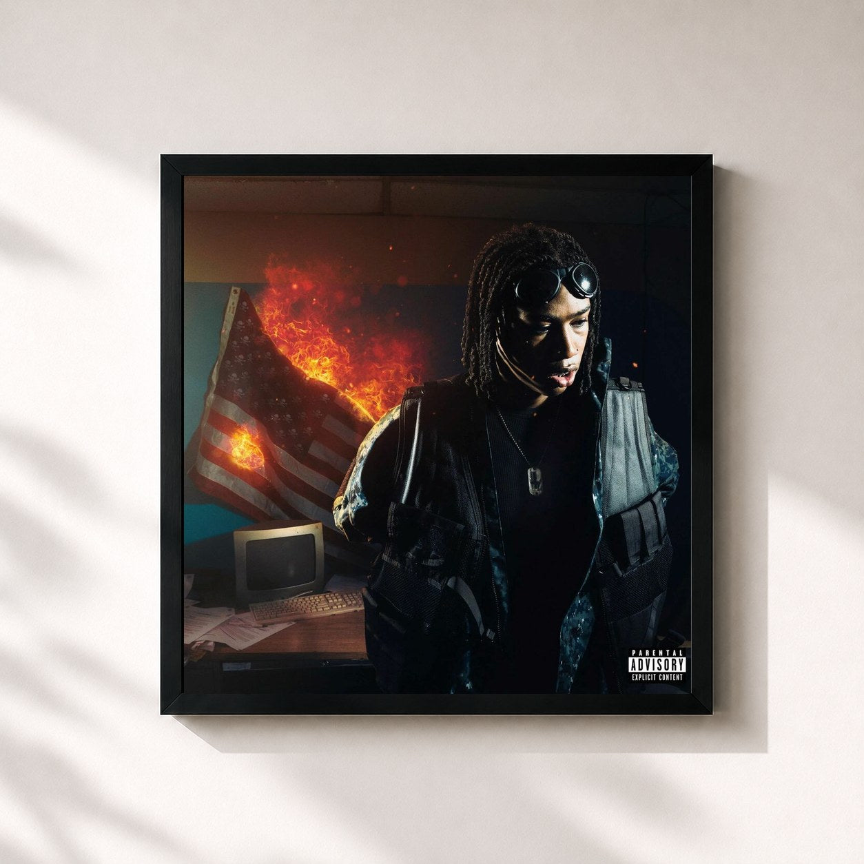 #noir Tableau carré de l'album War Ready de Rich Amiri, cadre noir 32x32 cm