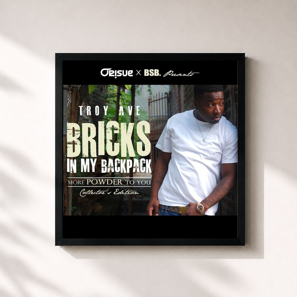 #noir Tableau carré de l'album Bricks In My Backpack (More Powder To You, Collector's Edition) de Troy Ave, cadre noir 32x32 cm