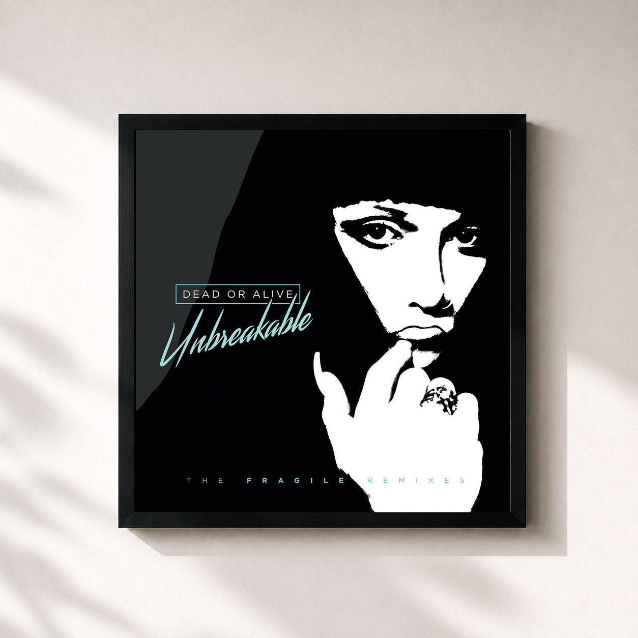 #noir Tableau carré de l'album Unbreakable: The Fragile Remixes de Dead or Alive, cadre noir 32x32 cm