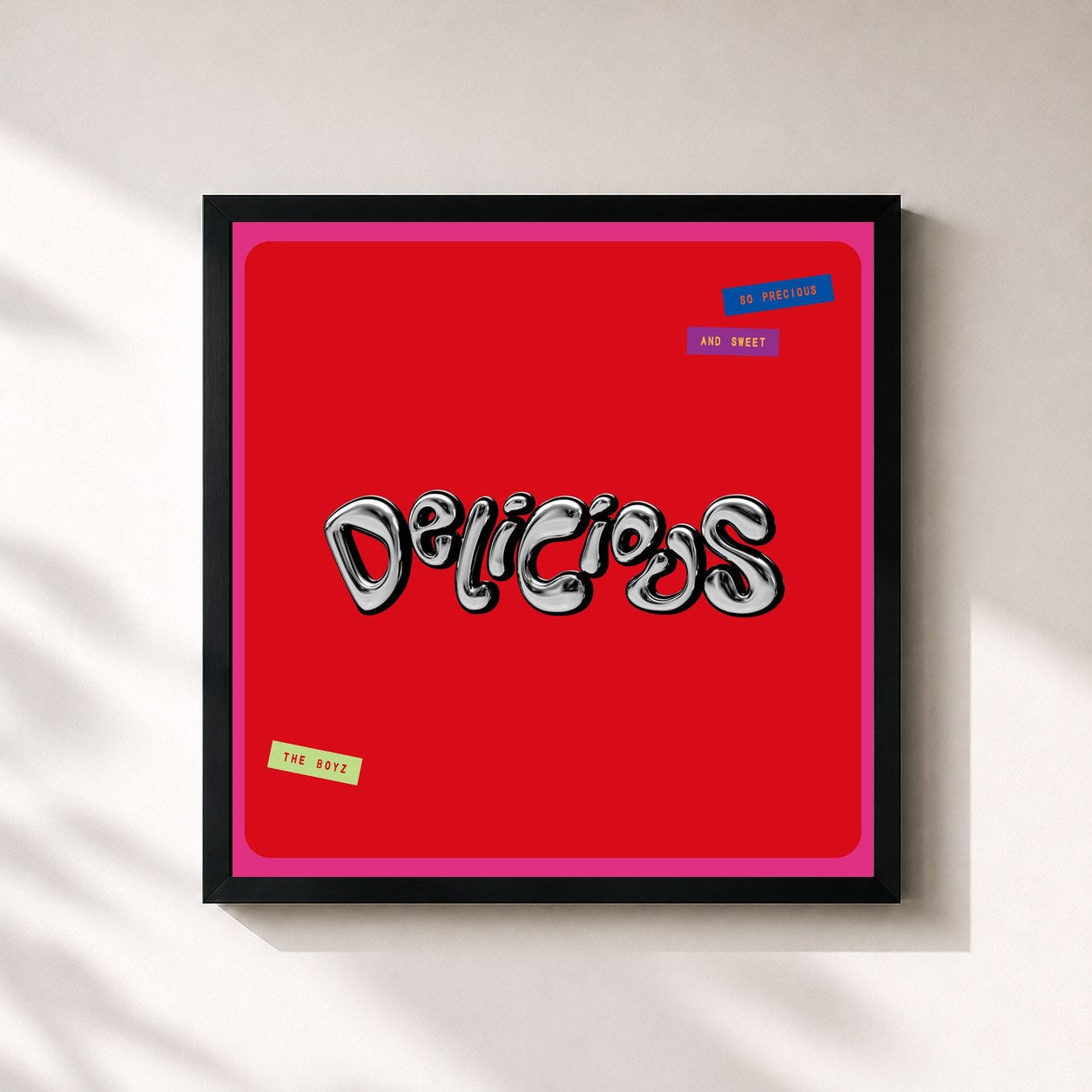 #noir Tableau carré de l'album Delicious de THE BOYZ , cadre noir 32x32 cm