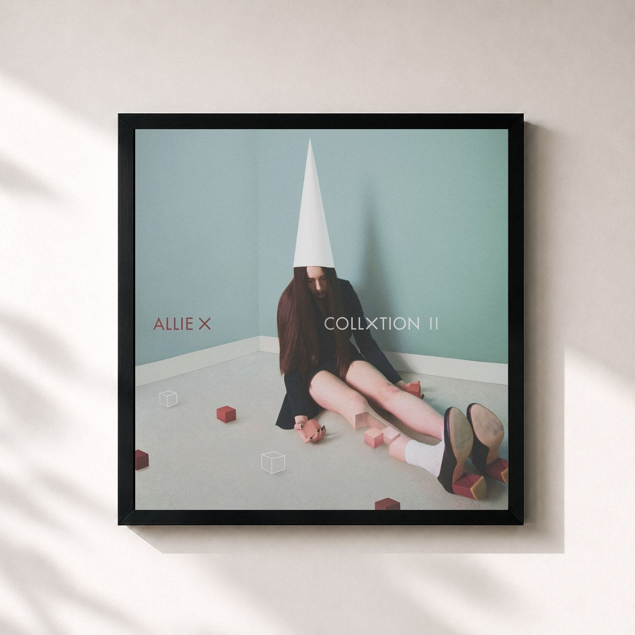 #noir Tableau carré de l'album CollXtion II de Allie X, cadre noir 32x32 cm