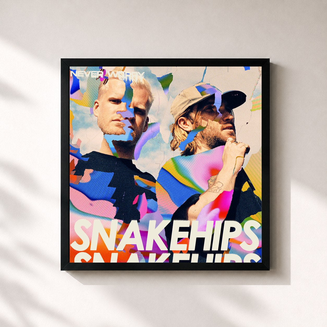 #noir Tableau carré de l'album never worry de Snakehips, cadre noir 32x32 cm