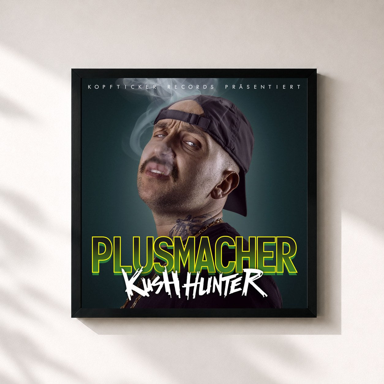 #noir Tableau carré de l'album Kush Hunter de Plusmacher, cadre noir 32x32 cm