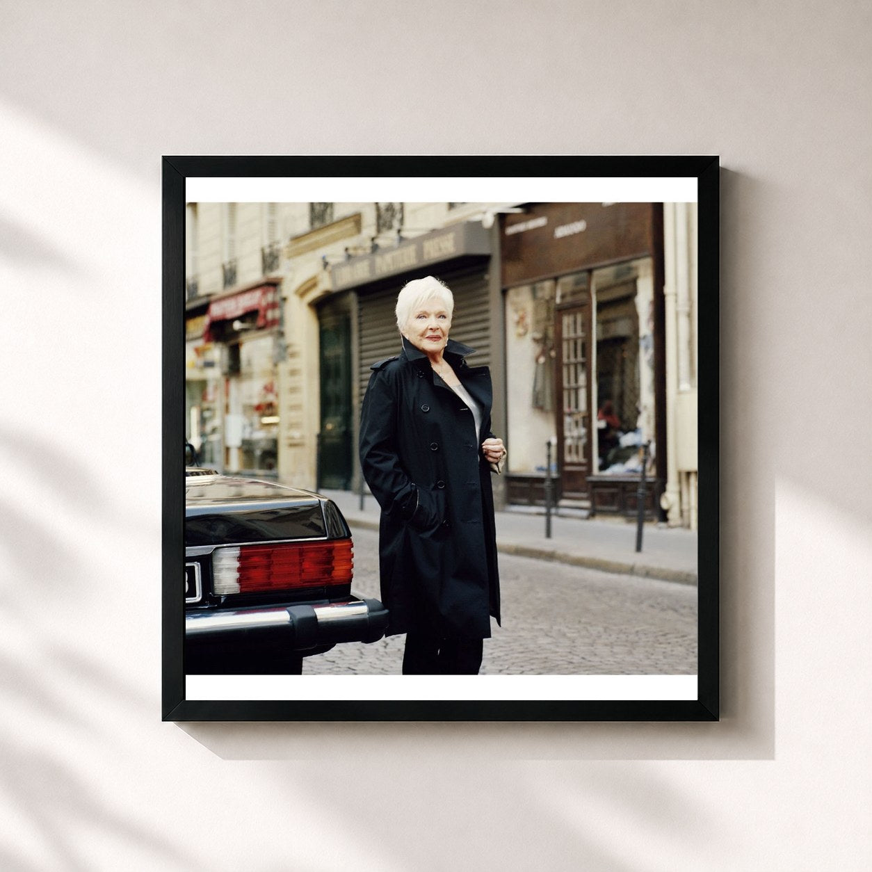 #noir Tableau carré de l'album Rue Washington (Edition Deluxe) de Line Renaud, cadre noir 32x32 cm