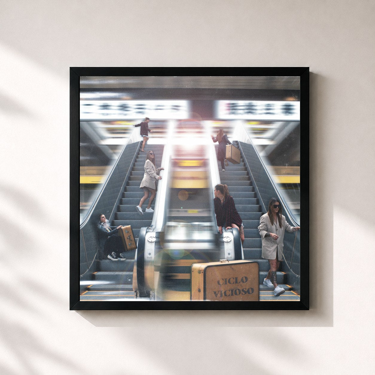 #noir Tableau carré de l'album Ciclo Vicioso de Cynthia Luz, cadre noir 32x32 cm