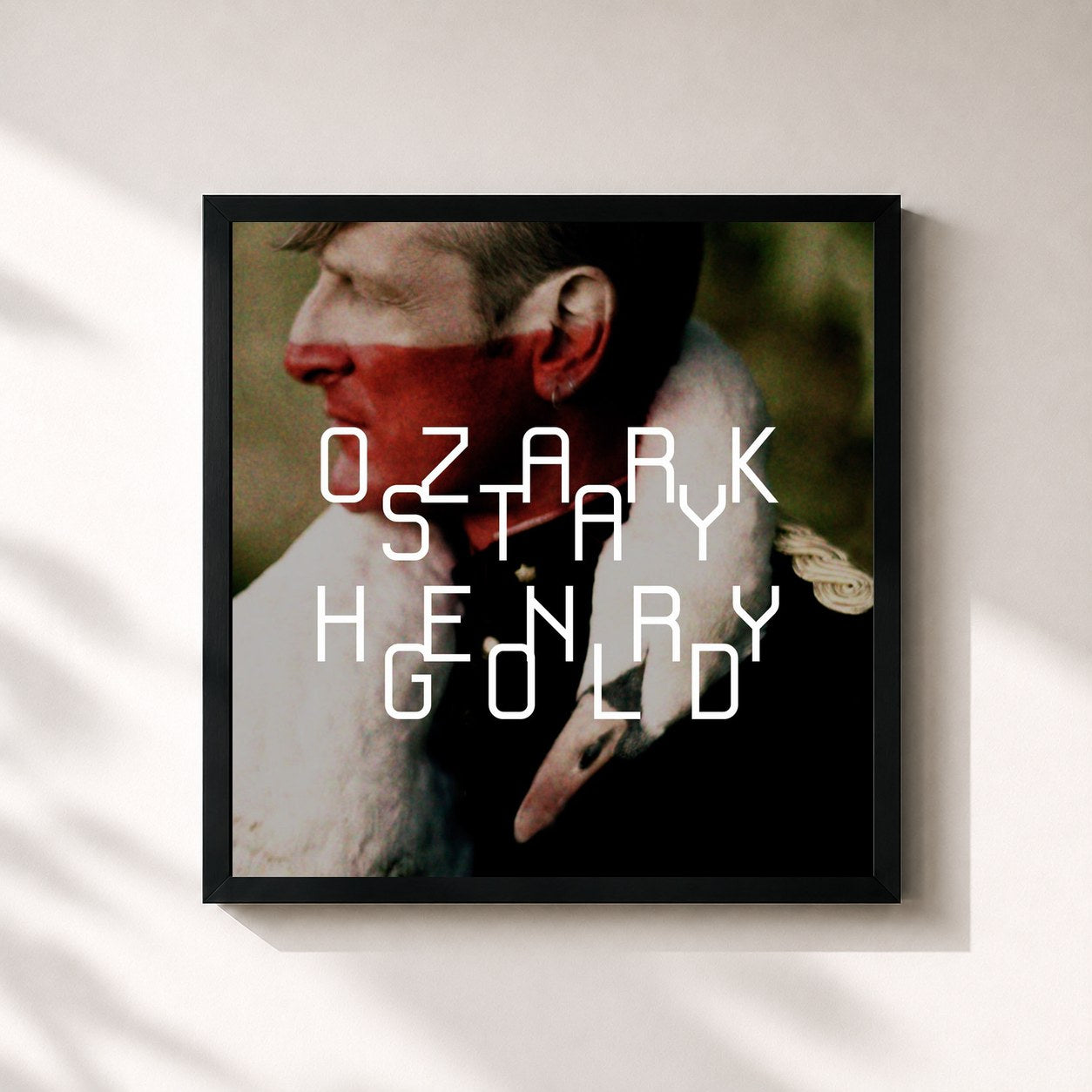 #noir Tableau carré de l'album Stay Gold de Ozark Henry, cadre noir 32x32 cm