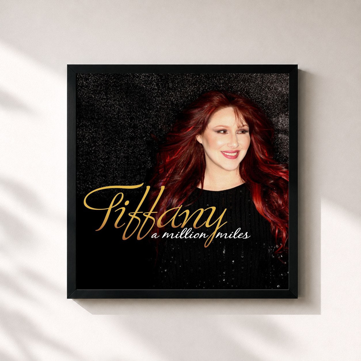 #noir Tableau carré de l'album A Million Miles de Tiffany, cadre noir 32x32 cm