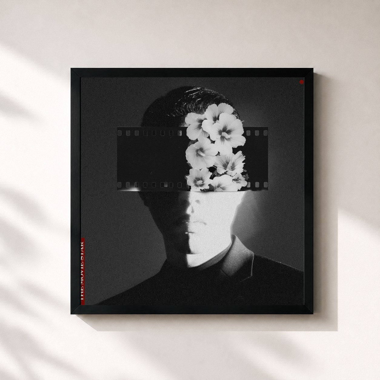 #noir Tableau carré de l'album The Movie Star de Bewhy, cadre noir 32x32 cm
