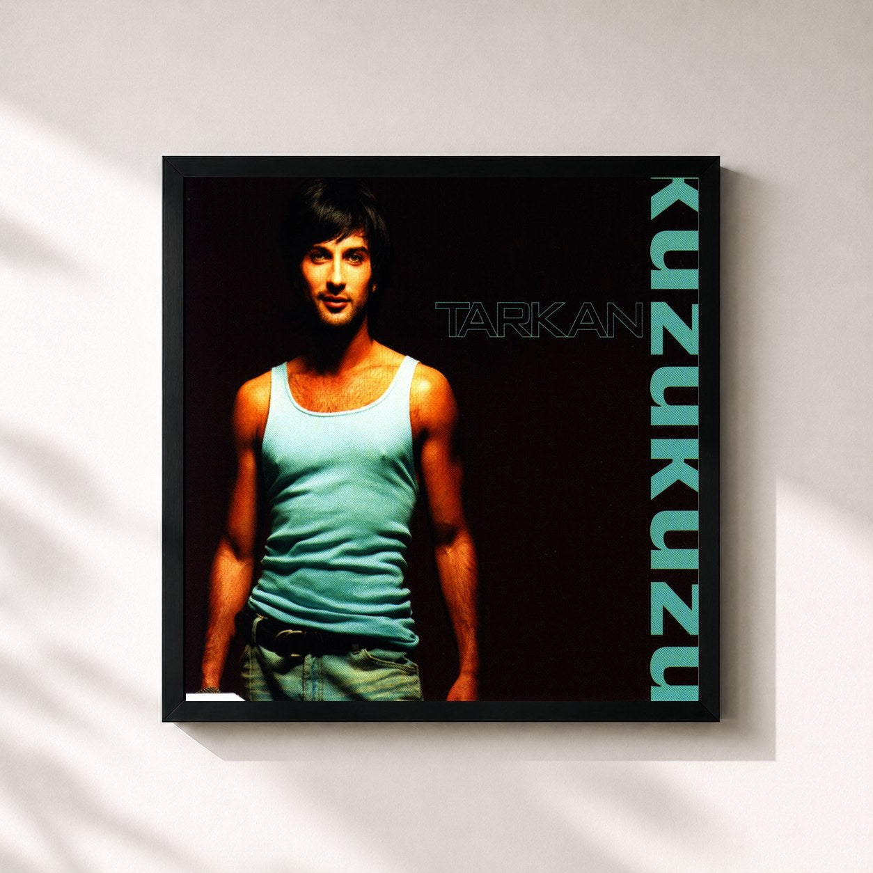 #noir Tableau carré de l'album Kuzu Kuzu de Tarkan, cadre noir 32x32 cm