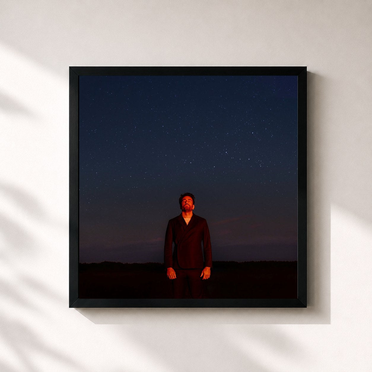#noir Tableau carré de l'album Satellites de Dotan, cadre noir 32x32 cm