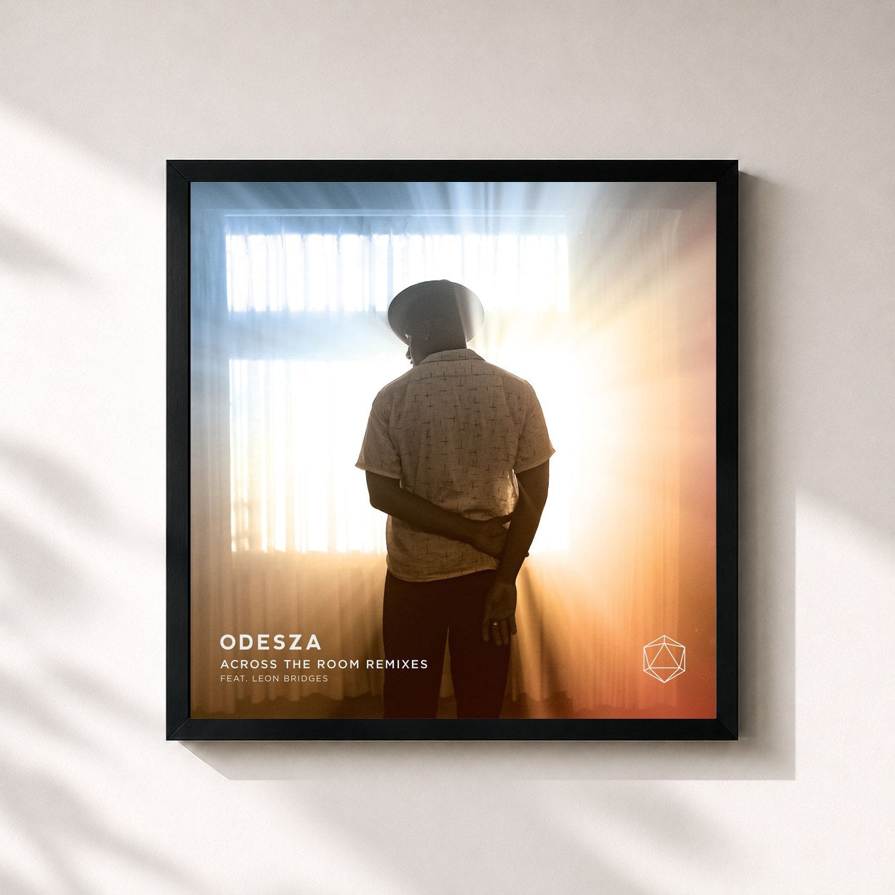 #noir Tableau carré de l'album Across The Room Remixes de ODESZA, cadre noir 32x32 cm