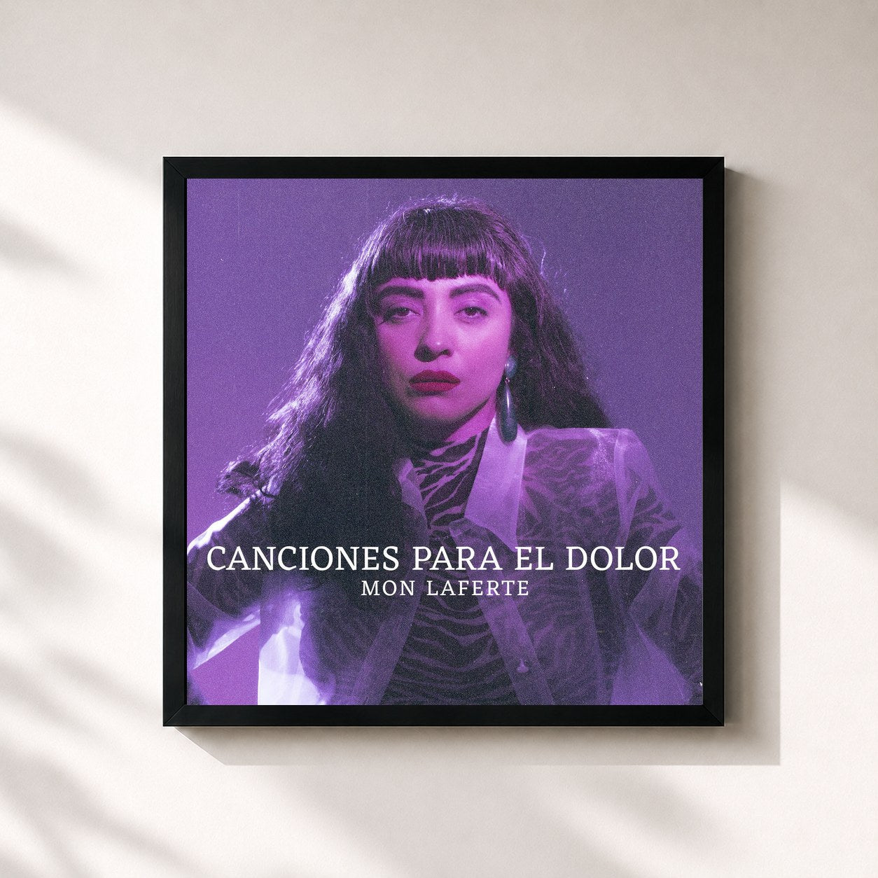 #noir Tableau carré de l'album Mon Laferte. Canciones Para El Dolor de Mon Laferte, cadre noir 32x32 cm