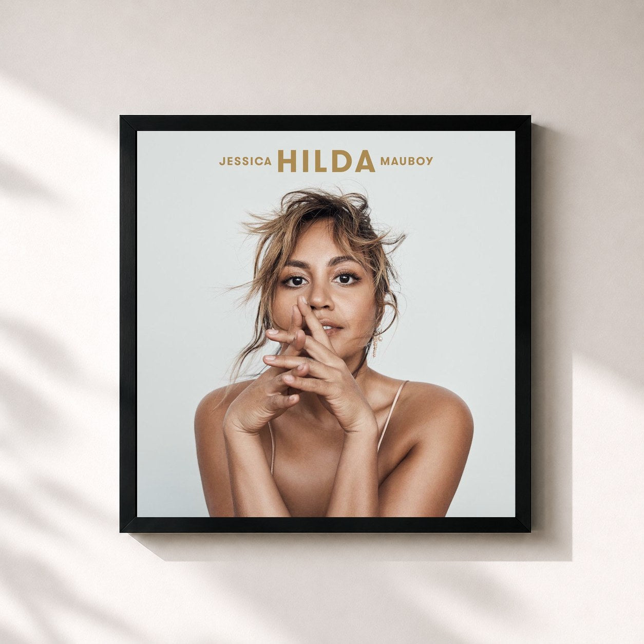 #noir Tableau carré de l'album HILDA de Jessica Mauboy, cadre noir 32x32 cm