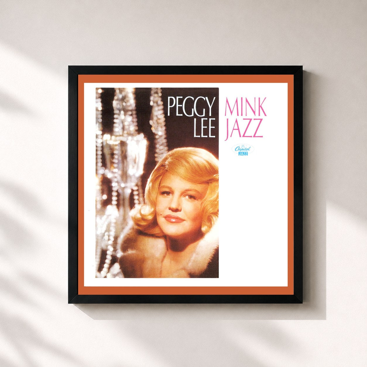 #noir Tableau carré de l'album Mink Jazz (Expanded Edition) de Peggy Lee, cadre noir 32x32 cm