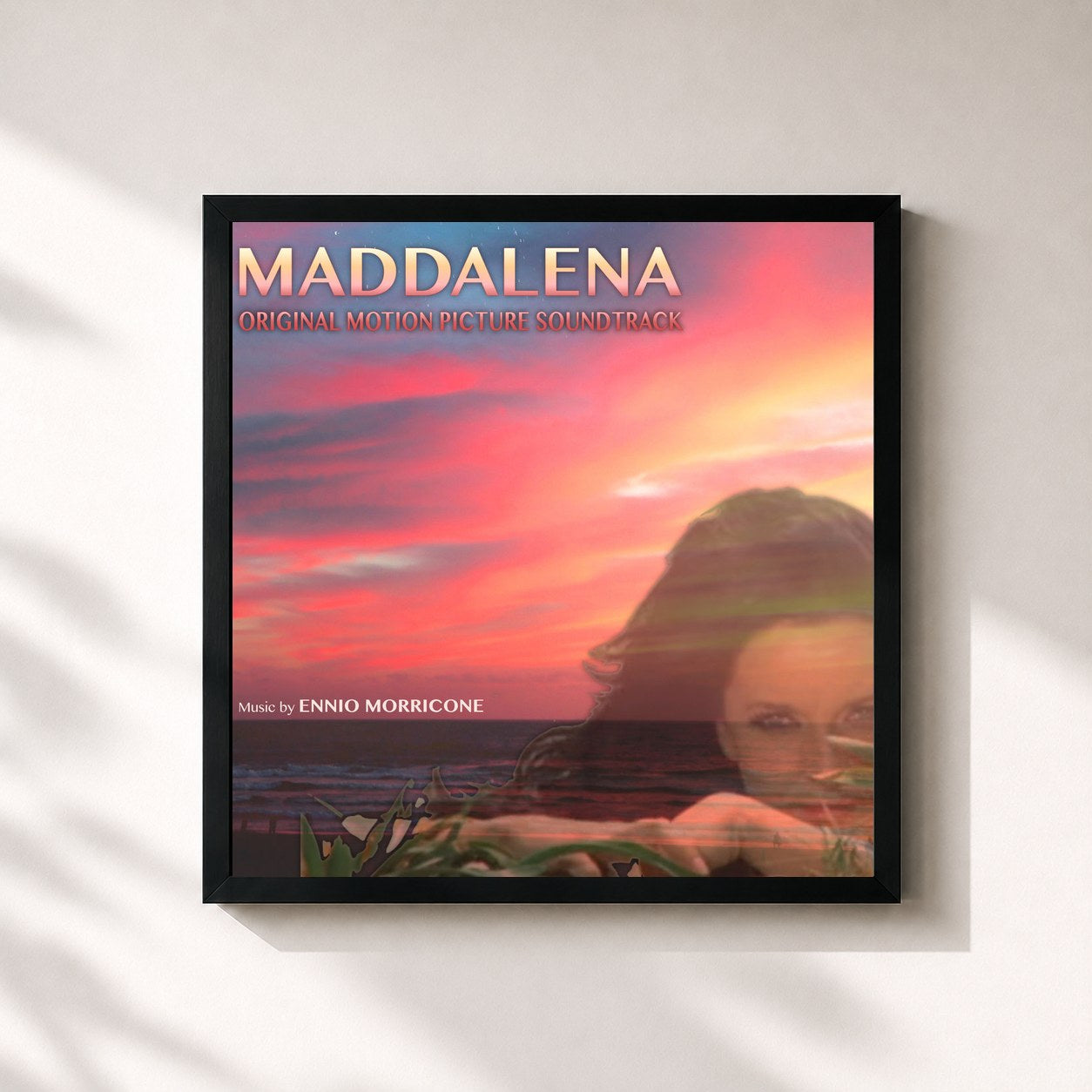 #noir Tableau carré de l'album Maddalena (Original Motion Picture Soundtrack) de Ennio Morricone, cadre noir 32x32 cm
