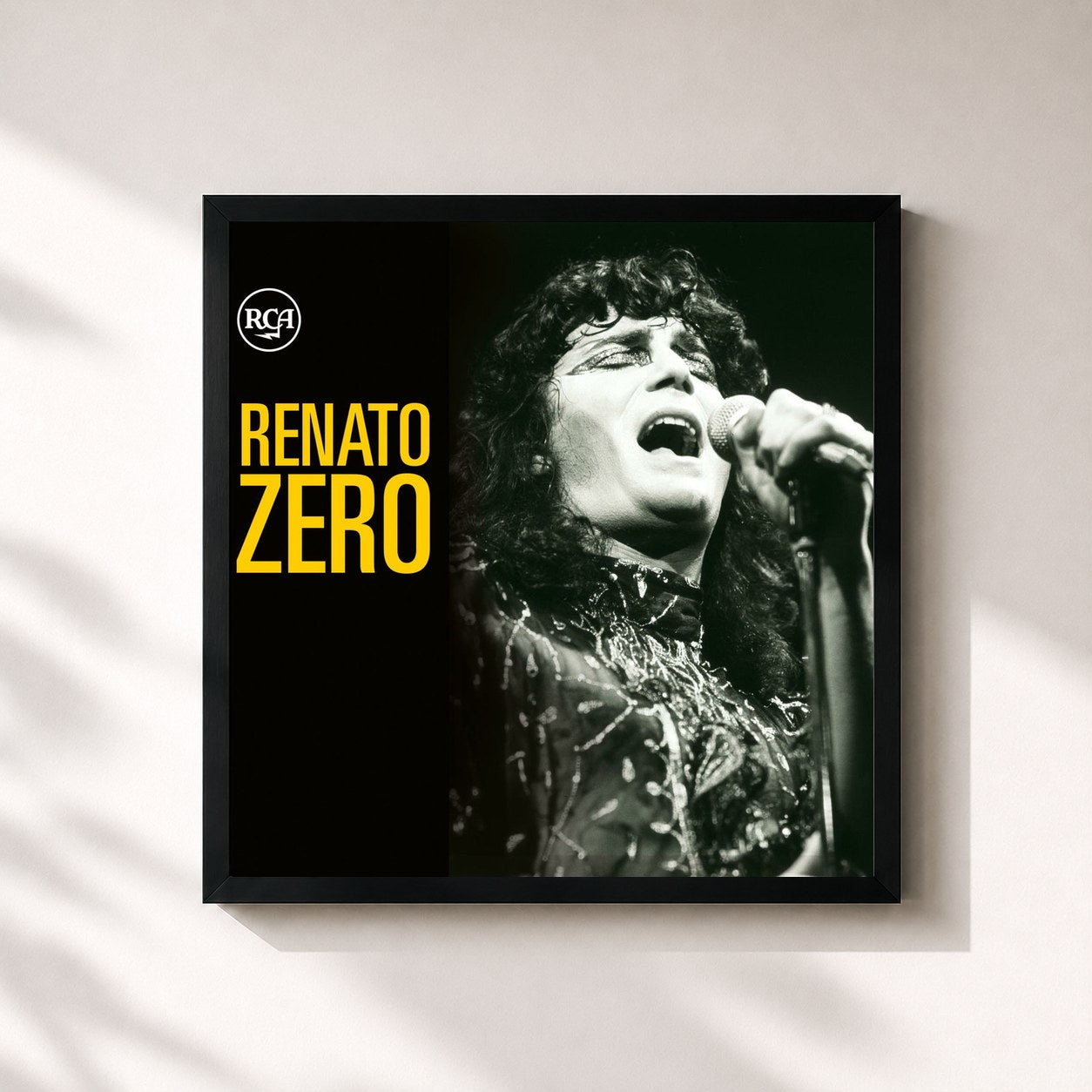 #noir Tableau carré de l'album Renato Zero de Renato Zero, cadre noir 32x32 cm