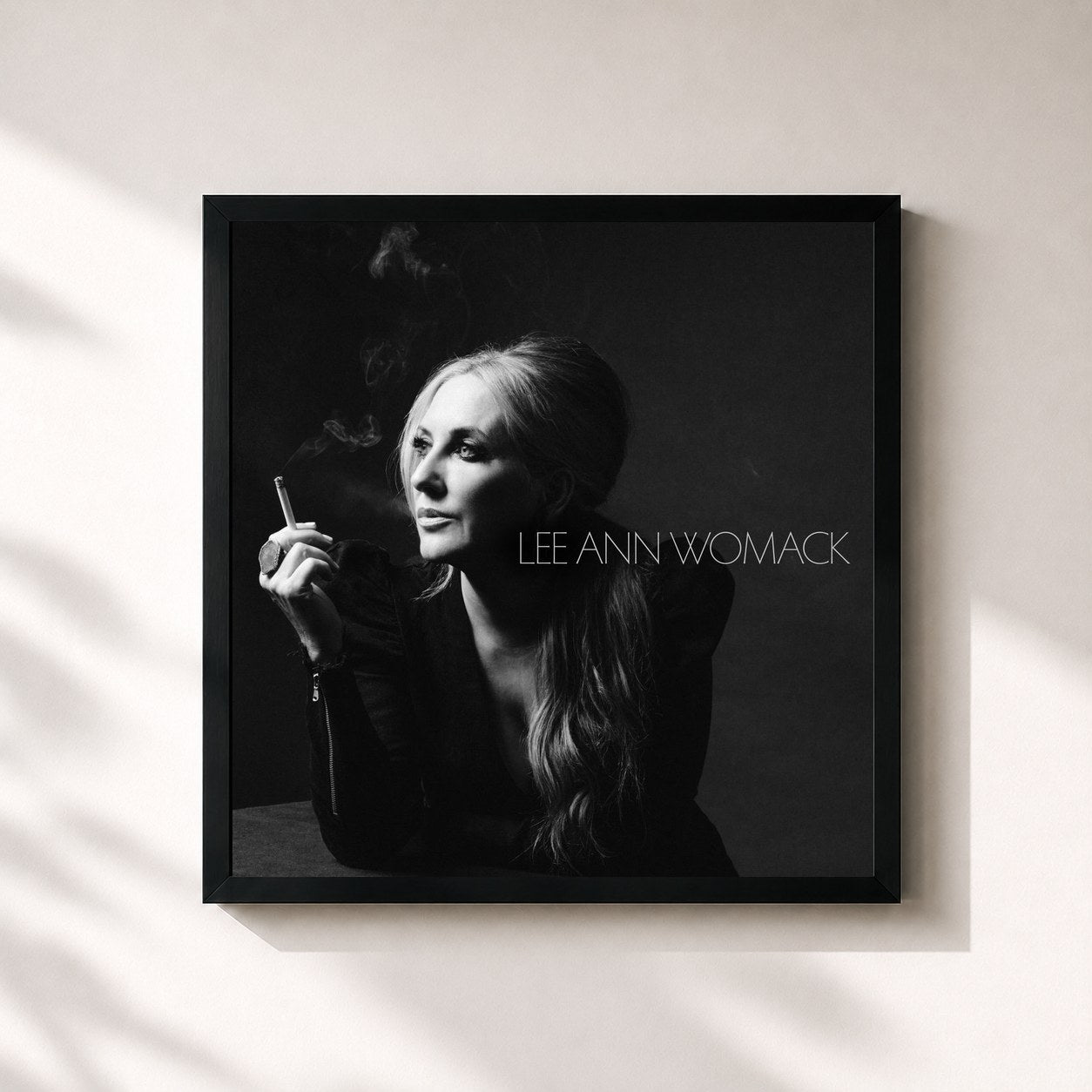 #noir Tableau carré de l'album The Lonely, the Lonesome & the Gone de Lee Ann Womack, cadre noir 32x32 cm