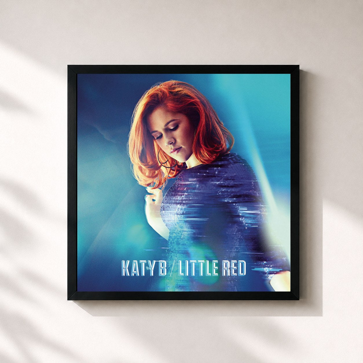 #noir Tableau carré de l'album Little Red de Katy B, cadre noir 32x32 cm