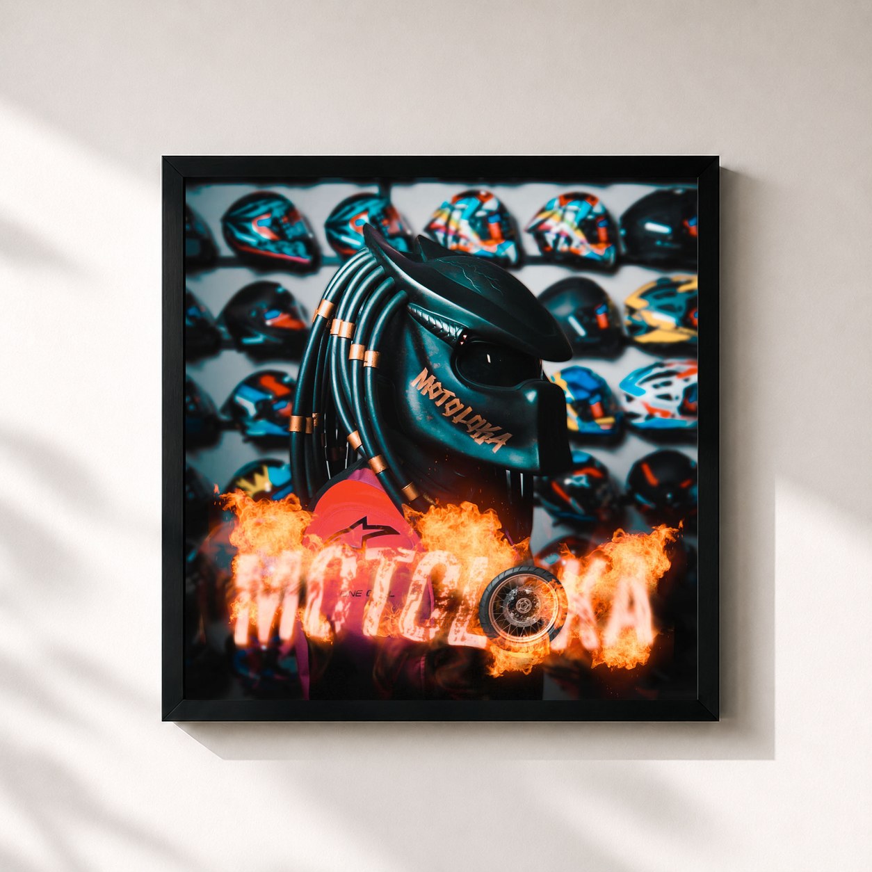 #noir Tableau carré de l'album Motoloka de Mc Lipi, cadre noir 32x32 cm