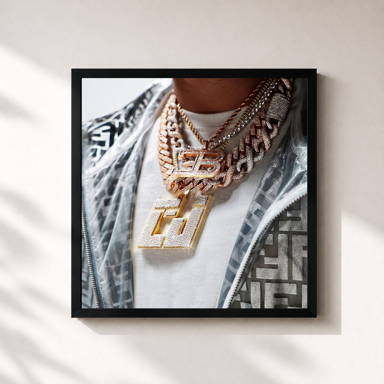 #noir Tableau carré de l'album Loyalty Over Royalty (Deluxe) de CJ, cadre noir 32x32 cm